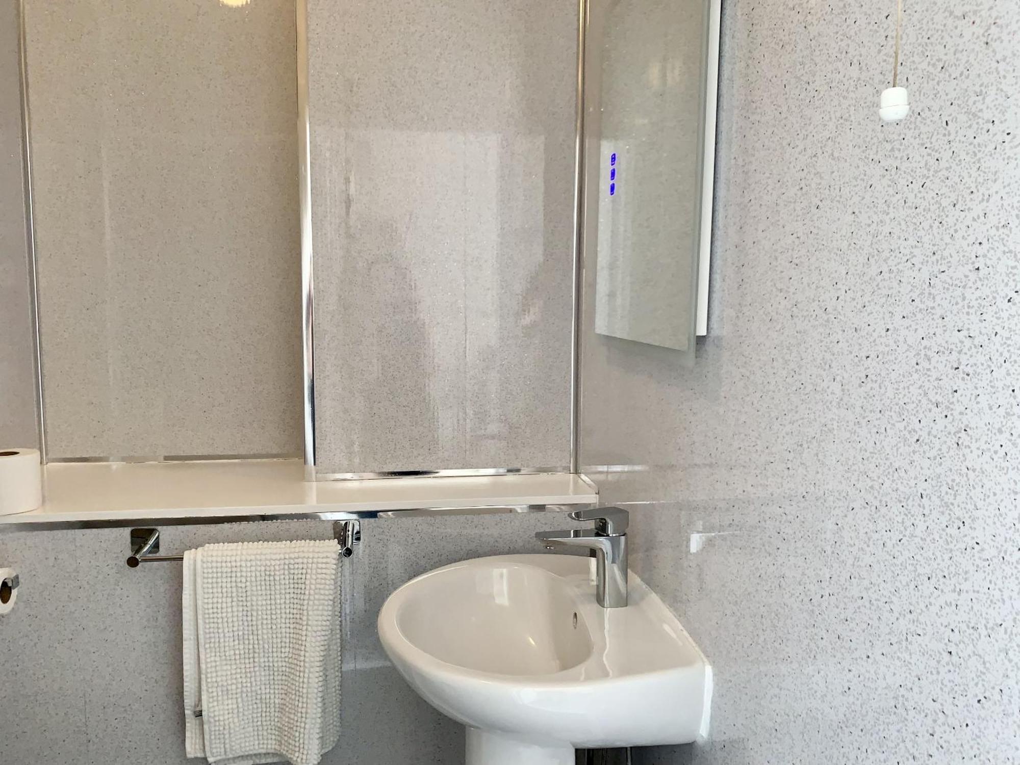 Seaclyffe Hotel Ltd Llandudno Phòng bức ảnh