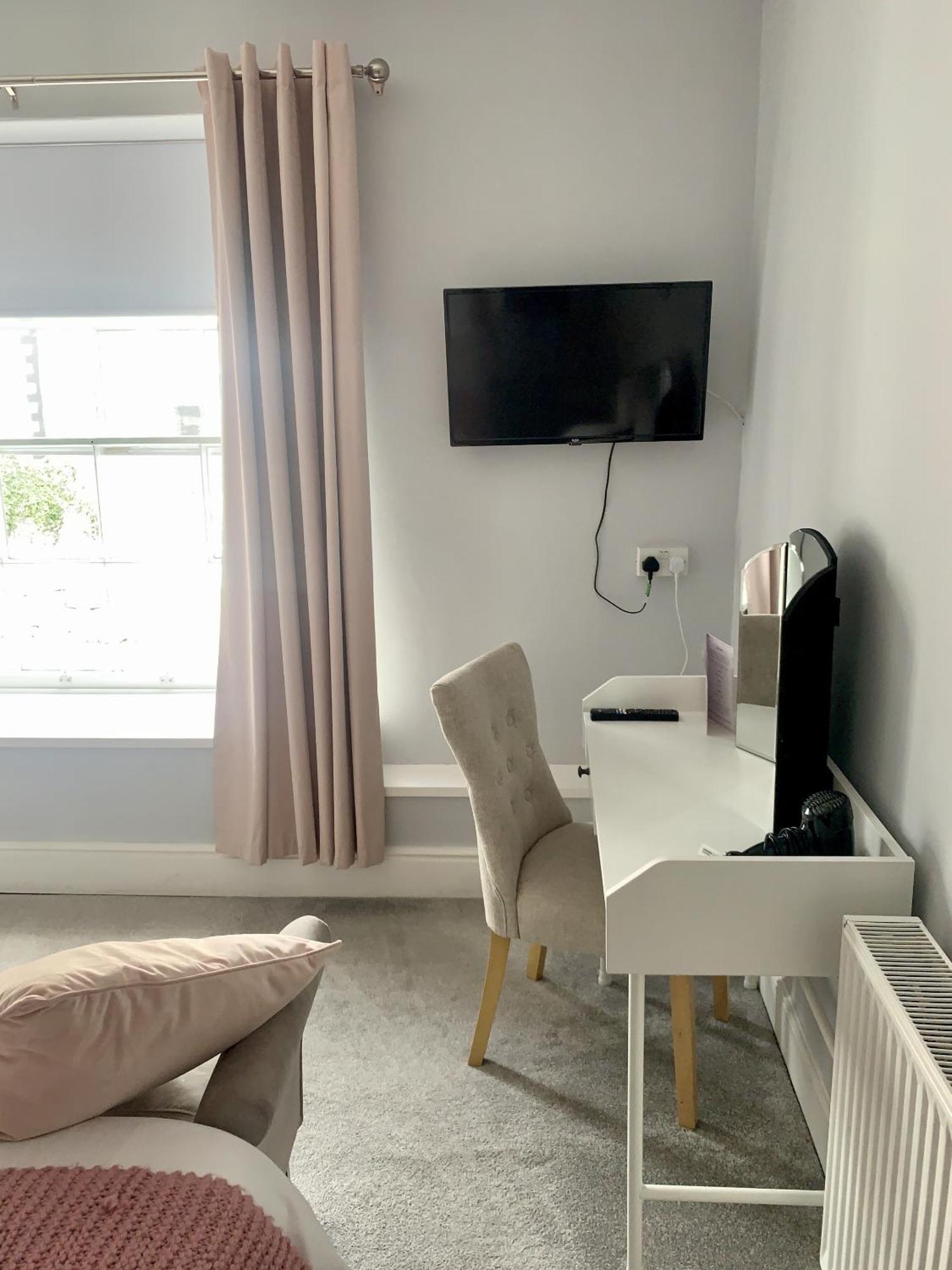 Seaclyffe Hotel Ltd Llandudno Phòng bức ảnh